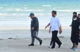 Momen Jokowi Olahraga Pagi Sebelum Bertemu PM Singapura di Bintan