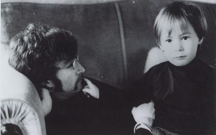 Julian Lennon saat masih anak-anak - Istimewa. 