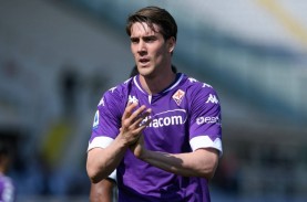 Direktur Fiorentina Sebut Ada Tawaran Penting untuk…