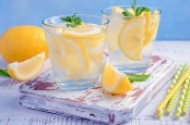 6 Manfaat Konsumsi Air Lemon: Tingkatkan Imun hingga Bikin Langsing 