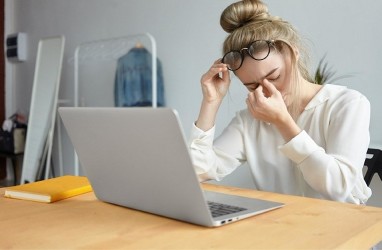 4 Cara Mengusir Stres Akibat Work From Home, Salah Satunya Jauhi Medsos