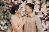Bikin Baper Netizen, Ini Pidato Lamaran Calon Suami Putri Tanjung