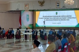 Gubernur Riau Lantik 10 Pejabat Eselon II, Ini Daftar…