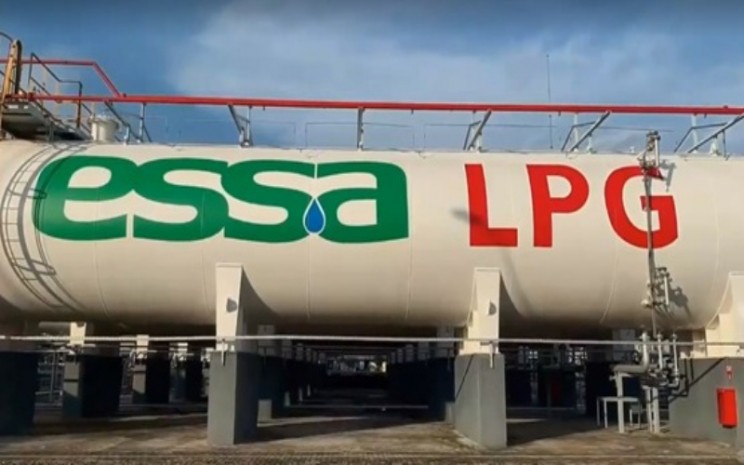 Emiten produsen amonia dan LPG, PT Surya Esa Perkasa Tbk. (ESSA), mengumumkan identitas logo barunya.