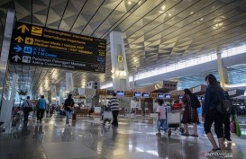 Penumpang Internasional Menumpuk di Bandara Soetta, Area Tes PCR Ditambah