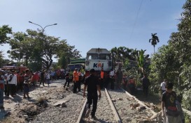 Ini Kronologi Kecelakaan KA Sibinuang di Padang, Truk Semen Terseret 30 Meter
