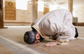 Bacaan Niat, Doa, dan Tata Cara Salat Tahajud saat Ramadan
