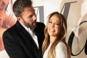 Cinta Lama Bersemi Kembali, Jennifer Lopez dan Ben Affleck Tunangan Lagi