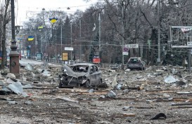 Rangkuman Perang Rusia vs Ukraina Hari ke-50: Lagi, AS Beri Bantuan US$800 Juta, Zelensky Tuduh Rusia Pakai Bom Fosfor