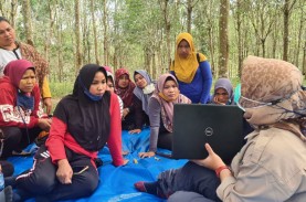 Wanita Tani Hutan Naikkan Pendapatan Keluarga 30 Persen