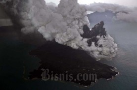 Status Gunung Anak Krakatau Siaga, BNPB: Warga Harus…