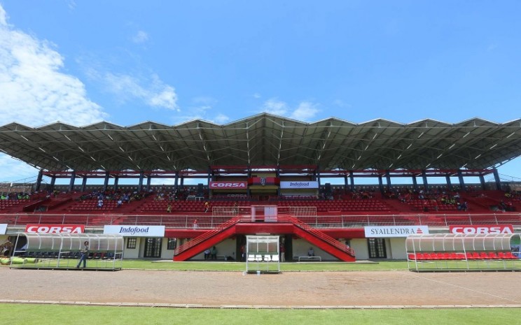 Stadion Kapten I Wayan Dipta, Gianyar Bali. Stadion tersebut merupakan markas dari klub sepakbola Bali United yang dikelola PT Bali Bintang Sejahtera Tbk. - baliunited