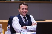Pelantikan Presiden Prancis Macron, Ditandai 21 Tembakan Meriam dan Tanpa Karpet Merah