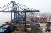 Ekonom BCA: Neraca Perdagangan RI Diprediksi Surplus US$4,3 Miliar pada April 2022
