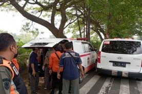 Korban Kecelakaan Bus di Tol Mojokerto Warga Surabaya,…