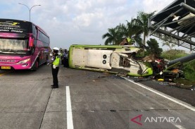 Fakta Kecelakaan Maut Bus di Tol Sumo, Ini Temuan…