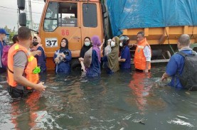 Ribuan Pekerja Pabrik di Tanjung Emas Terdampak Banjir…