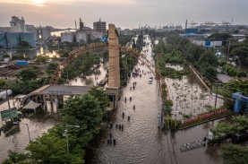 Banjir Rob Tanjung Emas Masalah Besar Dunia Usaha 