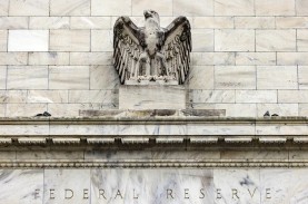 Pejabat The Fed Beri Sinyal Kenaikan Suku Bunga hingga 100 Basis Poin