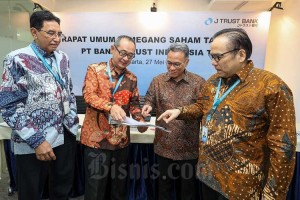 PT Bank J Trust Indonesia Tbk. Pertahankan Susunan Direksi