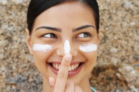 Ladies! Ini 5 Mitos Penggunaan Sunscreen
