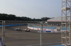Cetak Sejarah, Mitch Evans Raih Juara Formula E Jakarta 2022