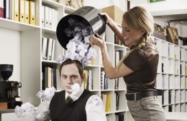 Frustrasi dengan Rekan Kerja Anda yang Toxic? Berikut Tips yang Bisa Dilakukan