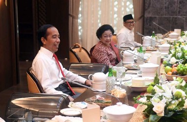Foto-Foto Para Elit Partai Makan Siang dengan Presiden Jokowi