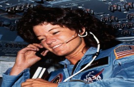 Sejarah 18 Juni, Sally Ride, Astronot Perempuan AS Pertama yang Terbang Ke Luar Angkasa