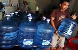 Produk Air Kemasan Galon Guna Ulang Bantu Tingkatkan Perekonomian Masyarakat