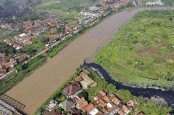 Polisi Sebut Mobil Tenggelam di Sungai Citarum Bawa Duit Rp70 Juta