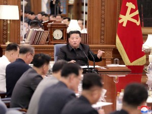 Pemimpin Korea Utara Kim Jong Un Bertemu Dengan Partai Buruh