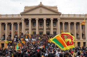 Kantornya Dikuasai Massa, PM Sri Lanka Perintahkan…