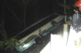 Bus Pembawa Rombongan Pendaki Kecelakaan di Magelang,…
