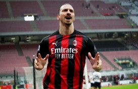 AC Milan Resmi Perpanjang Kontrak Zlatan Ibrahimovic