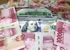 Rupiah Ditutup Perkasa Rp14.765 per Dolar AS, Paling Kuat di Asia