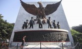 HUT ke-77 RI, Warga Sambangi Monumen Pancasila Sakti