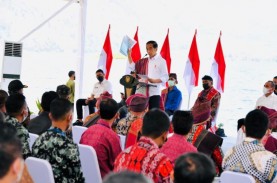 Jokowi Serahkan 3.000 Sertifikat Tanah ke Warga Jatim,…