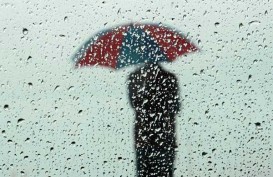 Cuaca Jakarta 31 Agustus, Potensi Hujan Disertai Kilat dan Angin Kencang