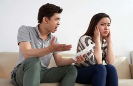 Lakukan 10 Cara Merayu Pasangan yang Marah