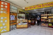 Toko Bhek Pusat Oleh-Oleh Khas Surabaya Sejak Zaman Belanda