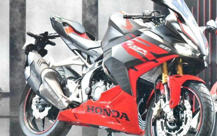 Perdana Diproduksi di Indonesia, Intip Spesifikasi Lengkap Honda New CBR250RR