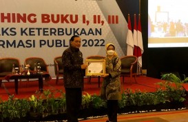 Jabar Terima Penghargaan Provinsi Terbaik Indeks Keterbukaan Informasi Publik 2022