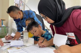 Semarak HUT ke-212 Kota Bandung, Ratusan Anak Ikuti Khitanan Massal