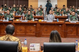 Keakraban Panglima TNI Andika Perkasa dan KSAD Dudung…