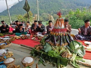 Tradisi Merti Dusun Saparan Mantran di Lereng Gunung Andhong Magelang