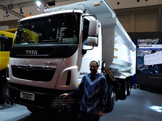 Truk Tata Motors/Bisnis-Yusran Yunus