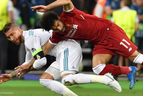 Mohamed Salah Operasi Bahu Di Spanyol Bola Bisnis Com